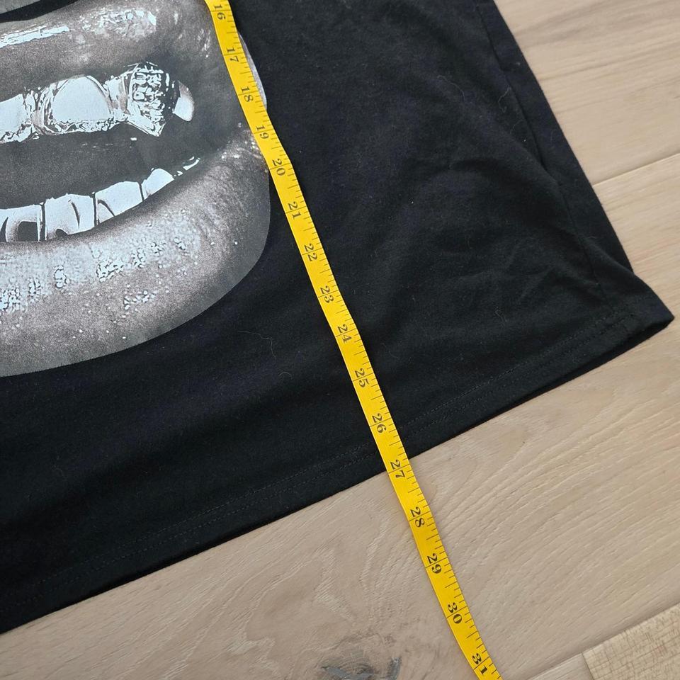 Black Graphic Tee With Silver Cb7d 3
