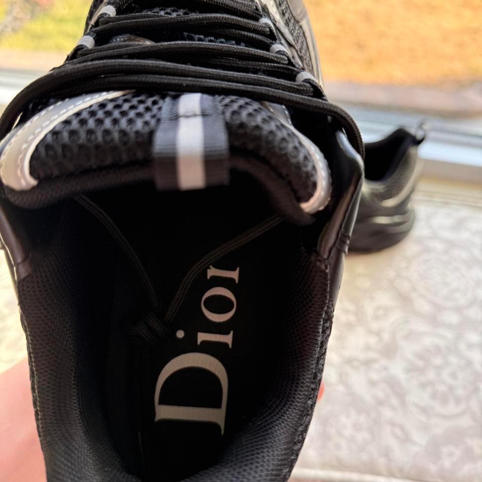 Dior B22 Brand New Never 100d 4