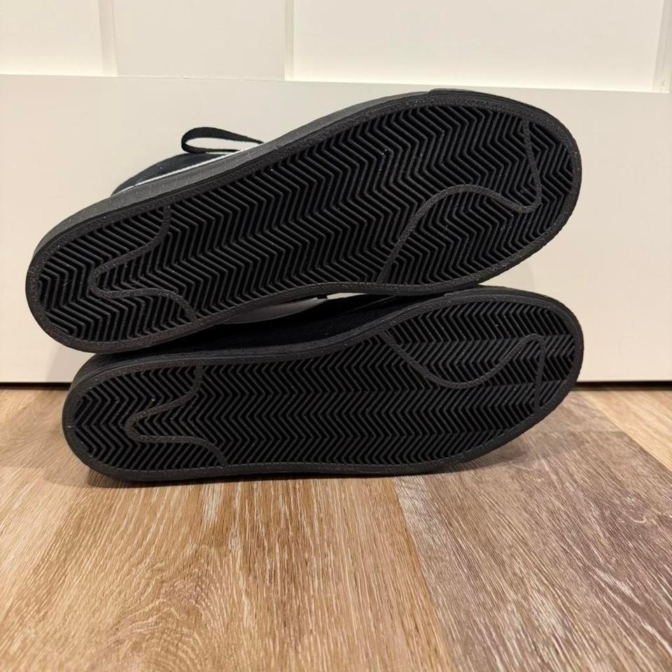 Size 12 Nike Zoom D261 4