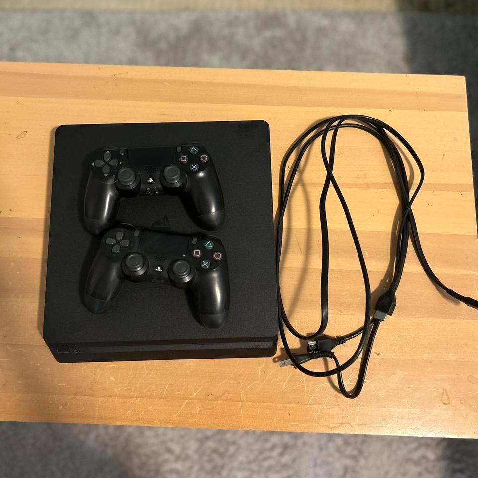 Playstation 4 Slim 1tb Black