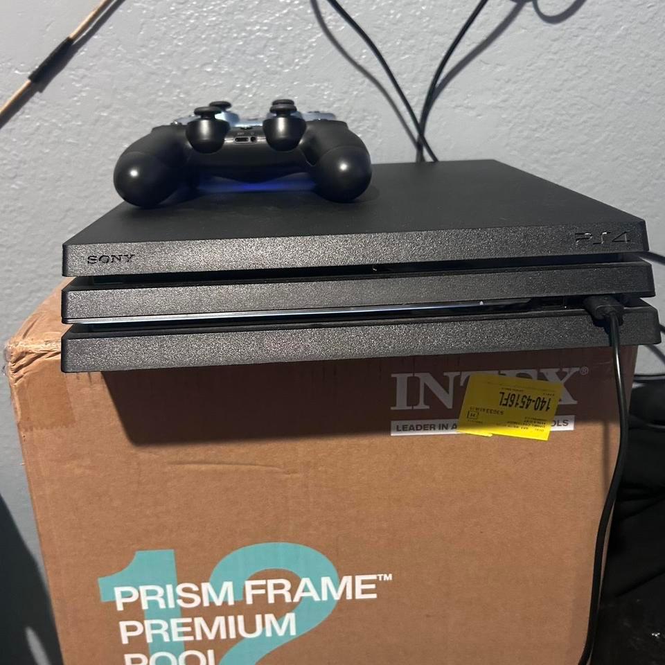Ps4 Pro With 1tb Hard