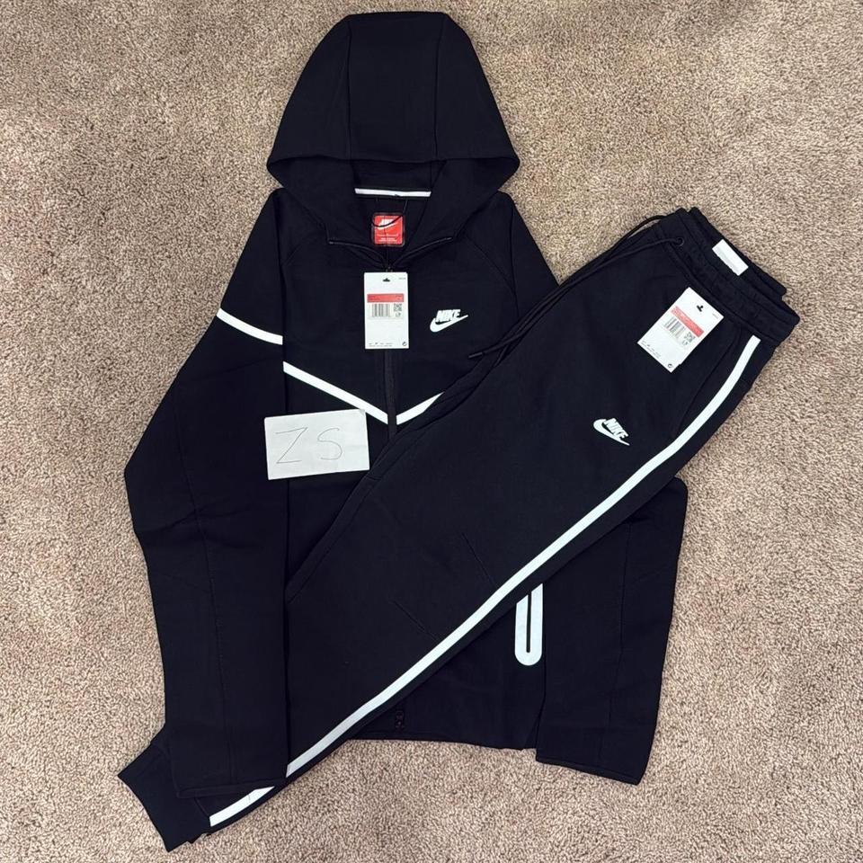 Black Reflective Nike Tech Fleece 7544