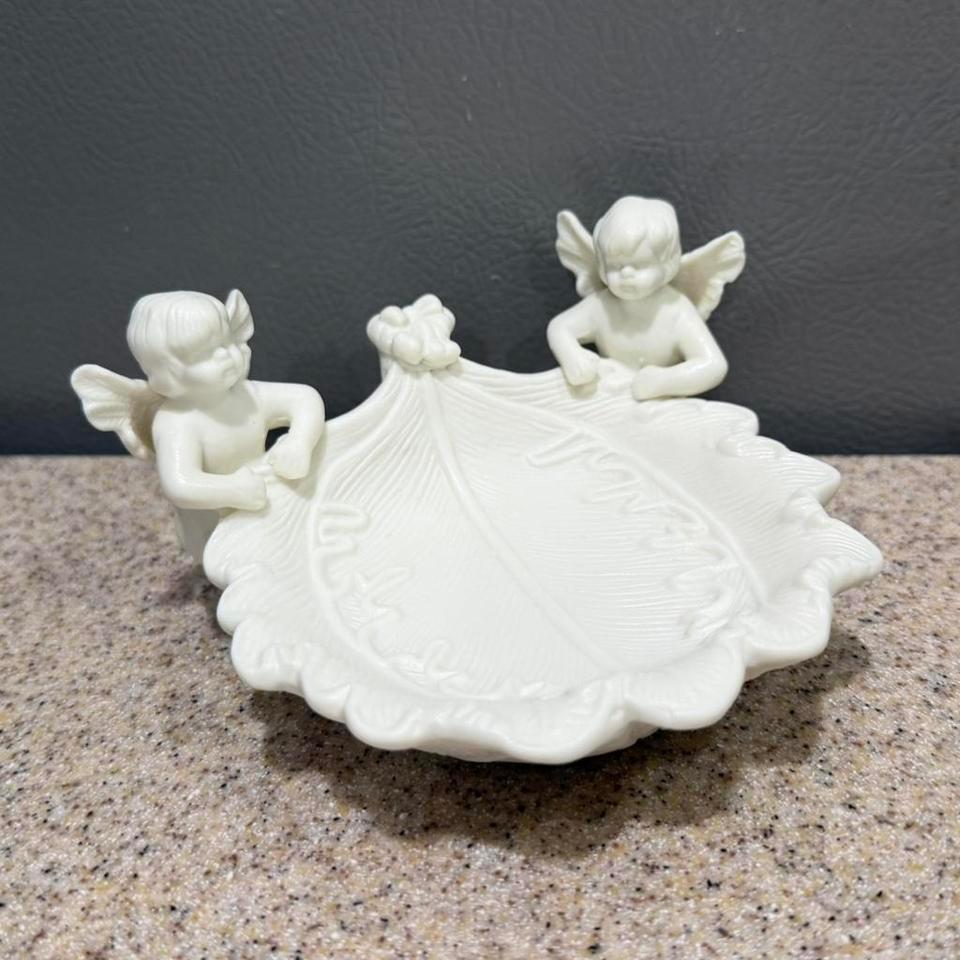 Vtg Bisque Porcelain Ceramic Leaf E966