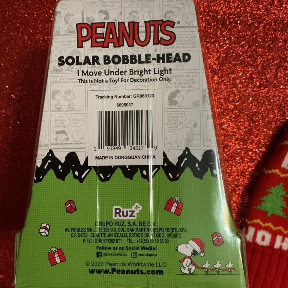 Snoopy Christmas Solar Bobble Head Eead 4