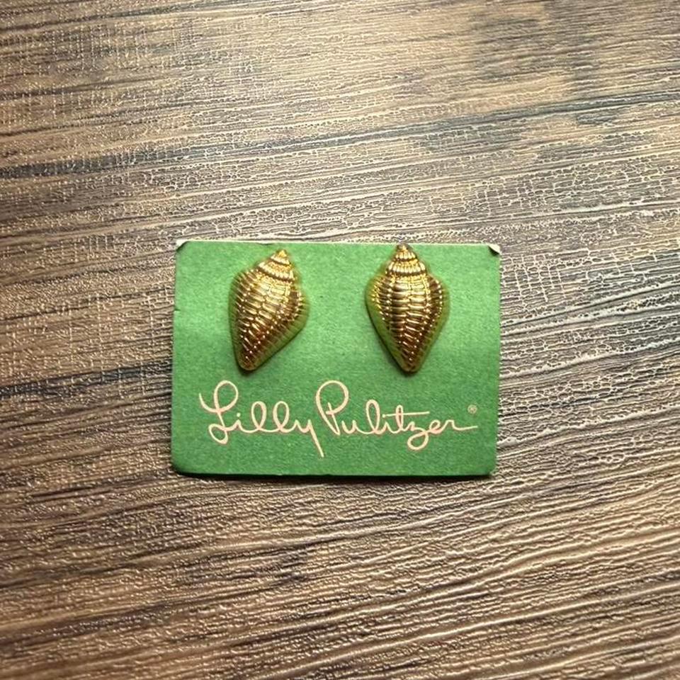 Gold Lily Pulitzer Seashell Earrings