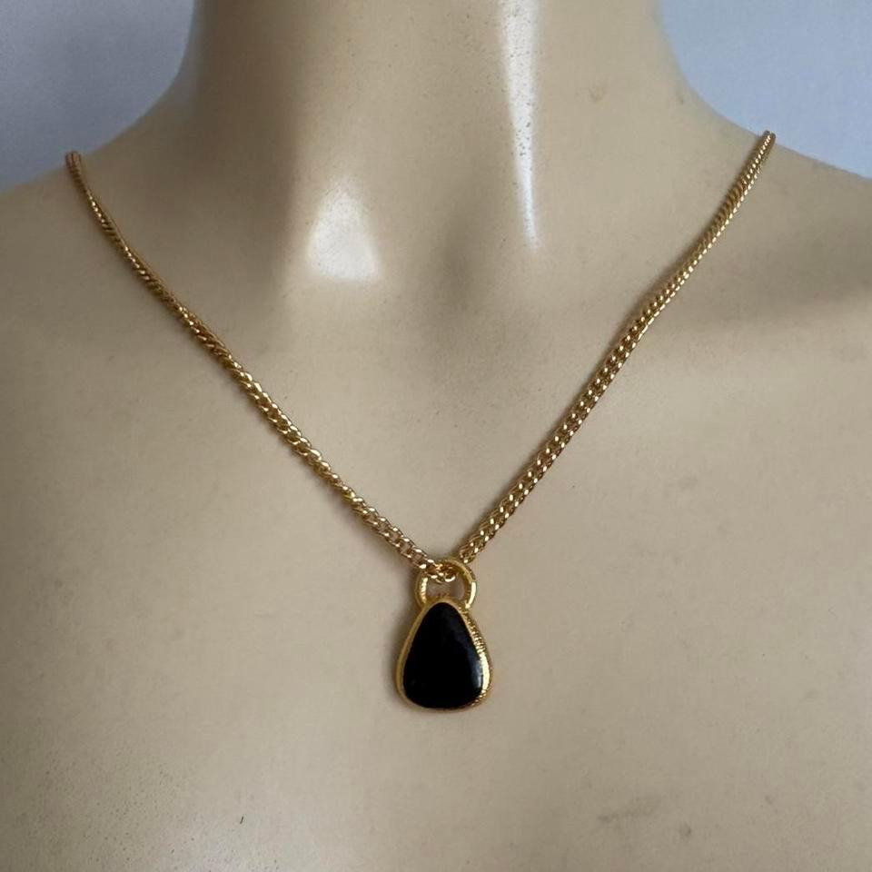Vintage Gold Chain Necklace With D439
