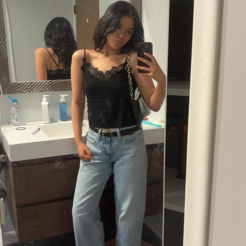 Levis Light Wash High Waisted 8321 2