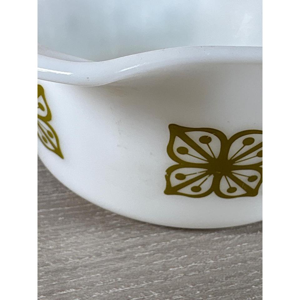 Pyrex 474 B Verde Olive Green 3fde 3