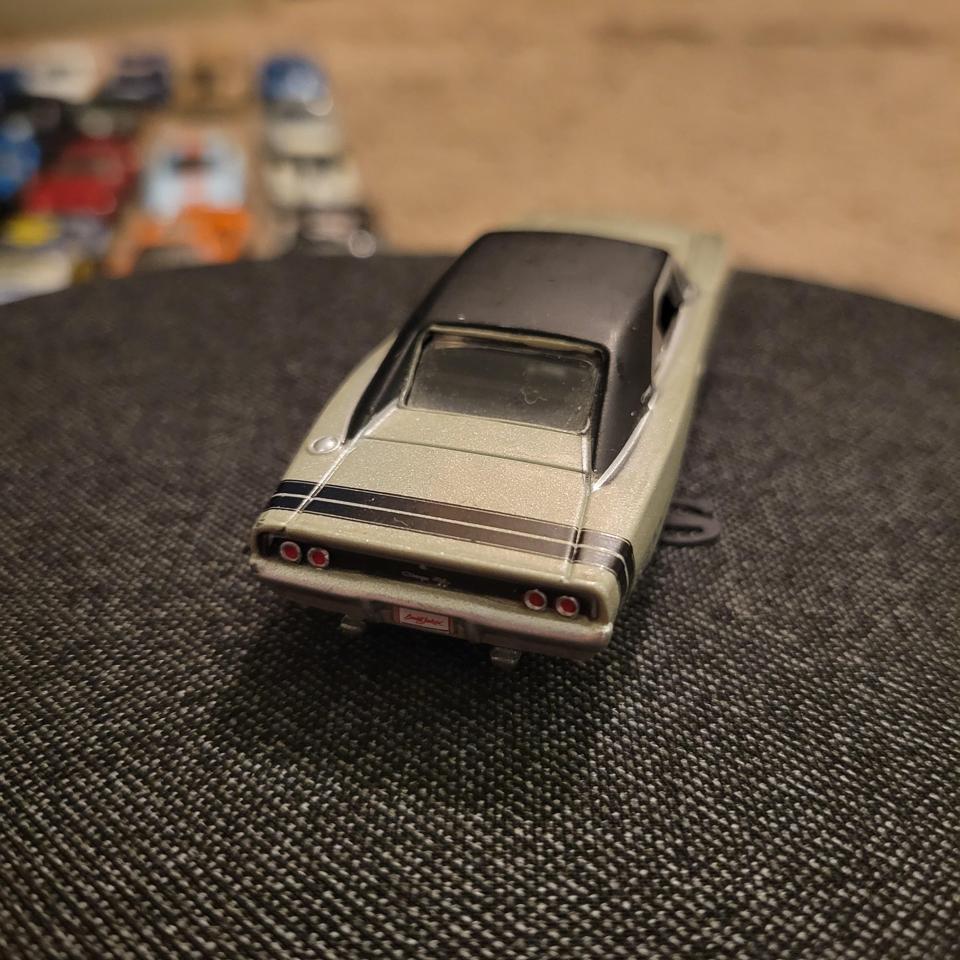 Greenlight 164 Diecast 68 Dodge 3