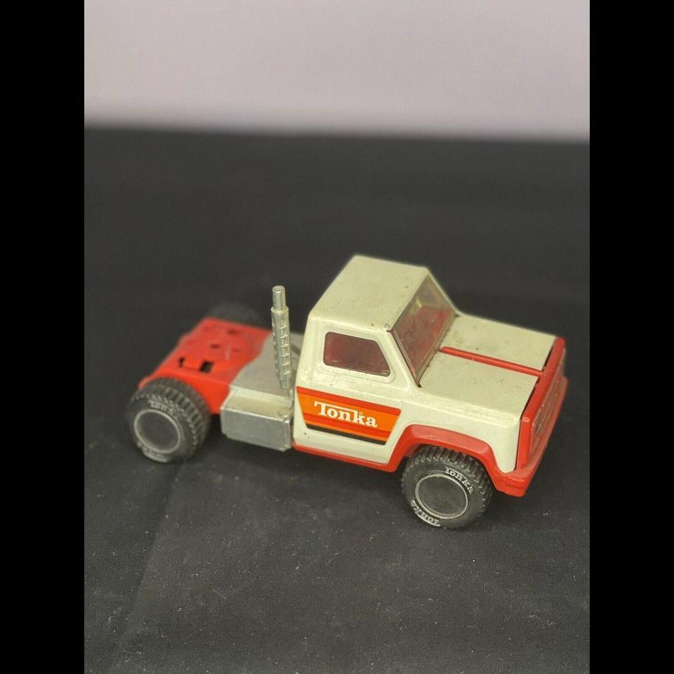 This Tonka Hauler Pick Up Truck