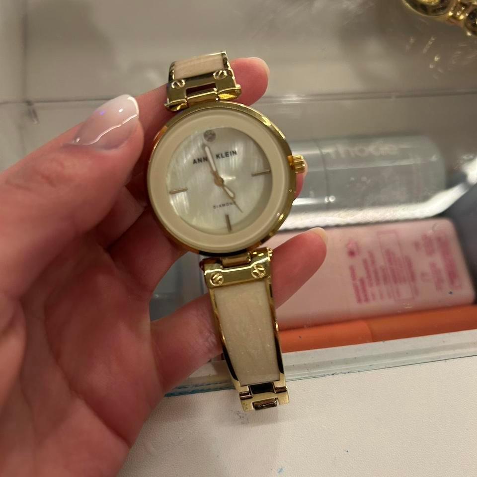 Light Pink Anne Klein Watch E79d 3