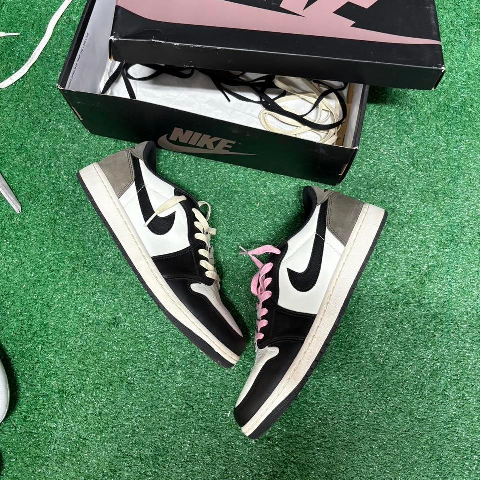 Jordan 1 Low Mocha Size 8c53