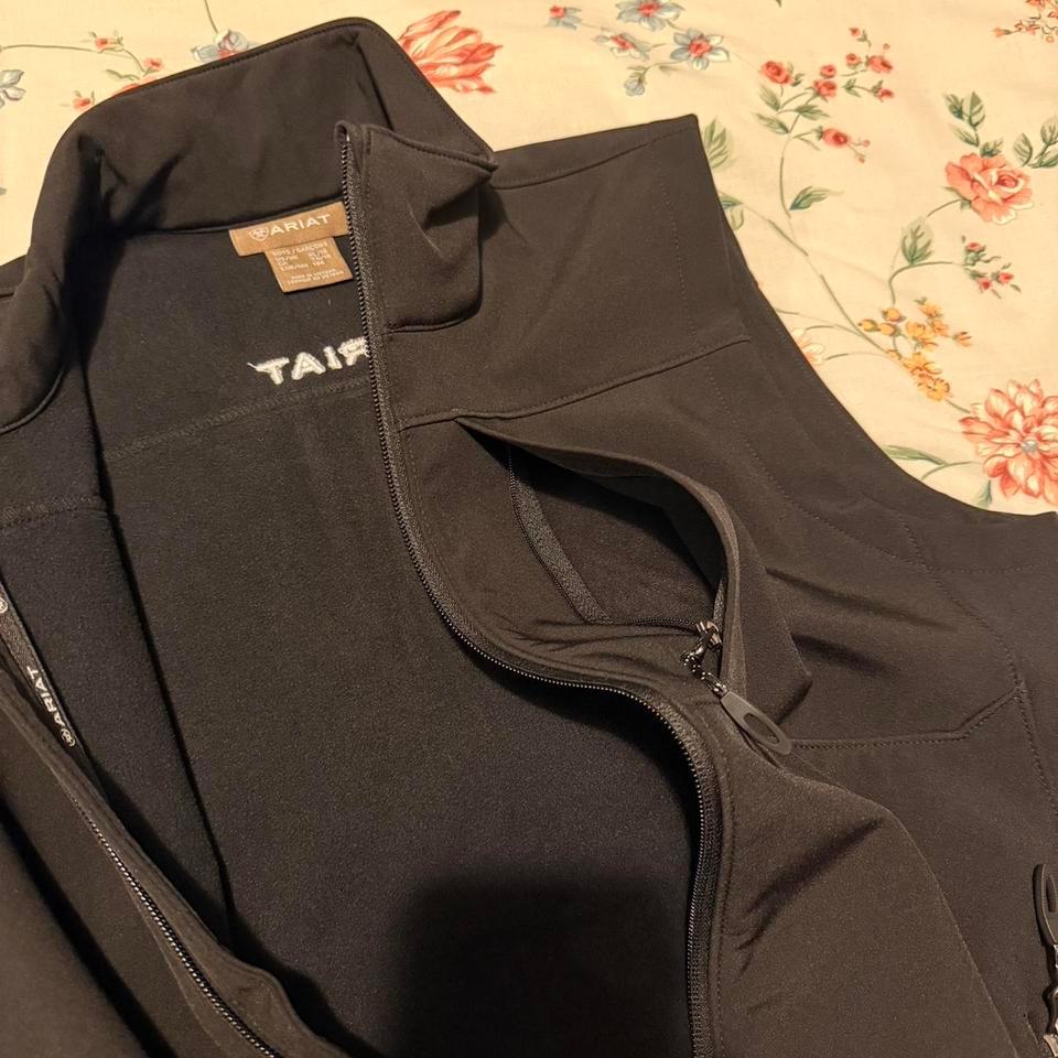 Ariat Black Vest Worn Once 2bbf 7
