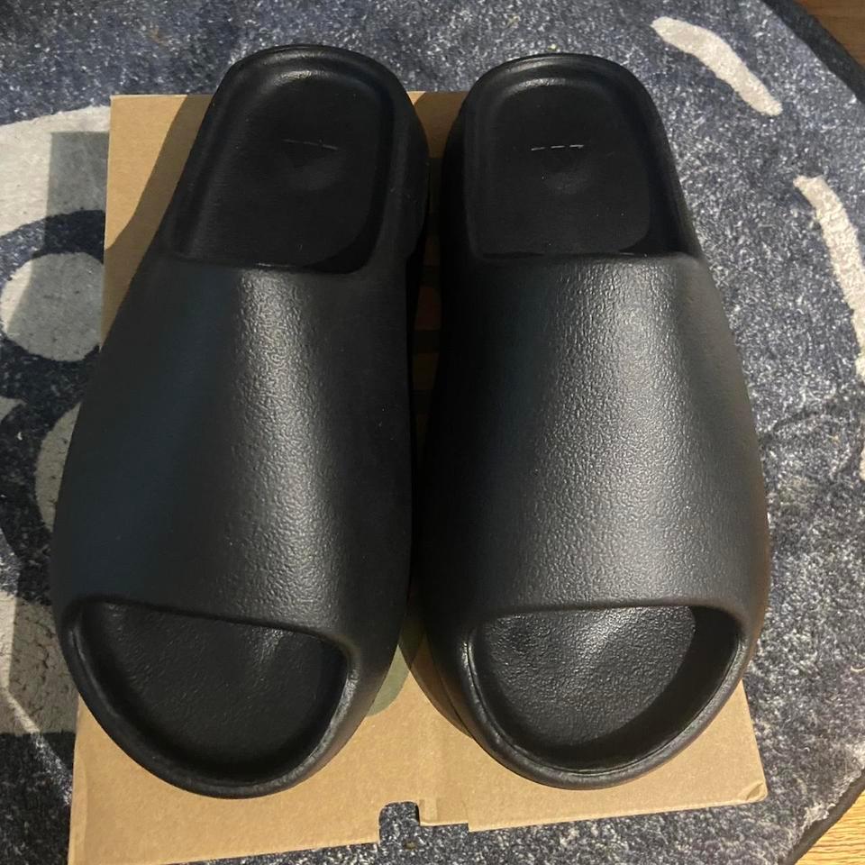 Yeezy Slides Onyx Size 10 0dcf 2