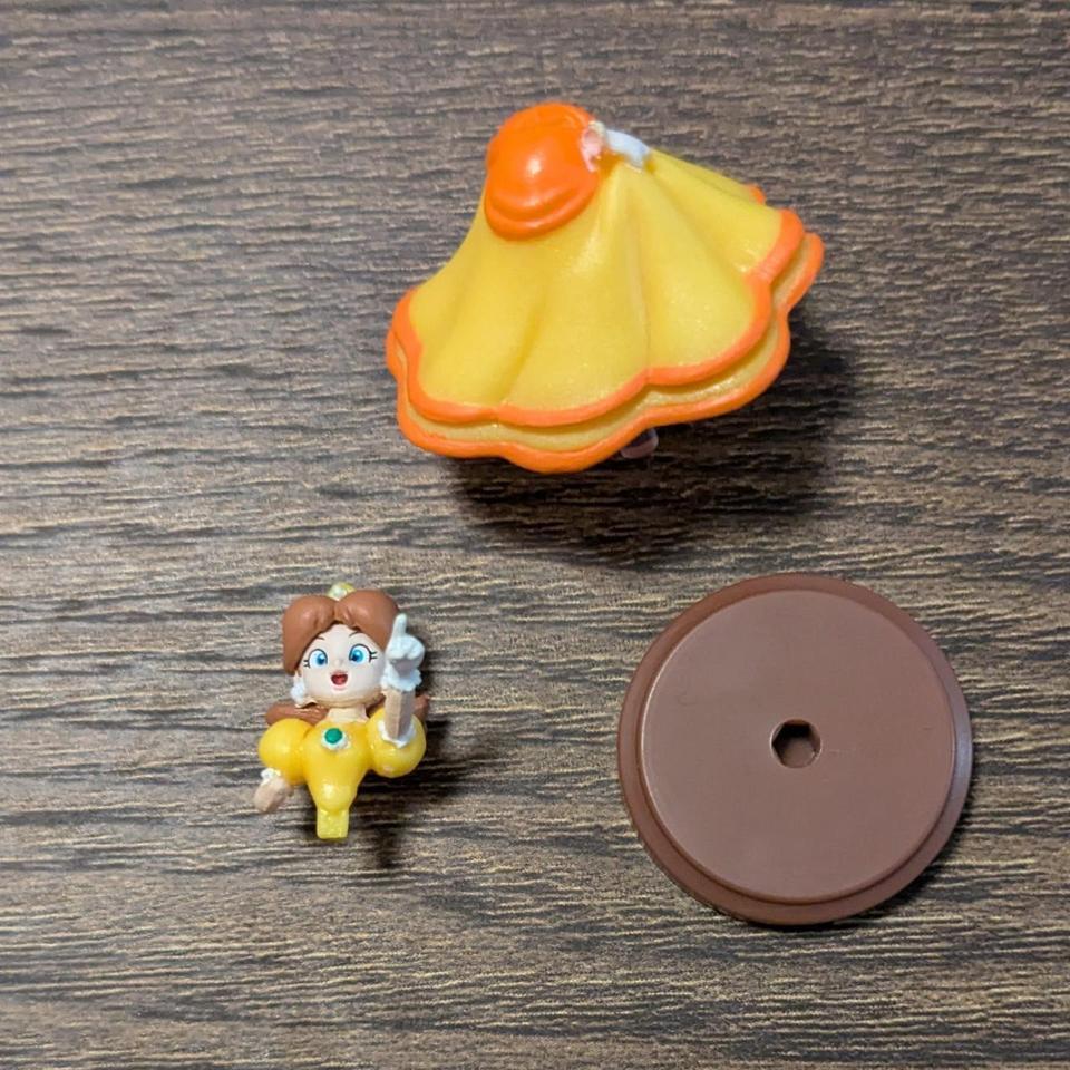 Super Mario Princess Daisy Mini 5