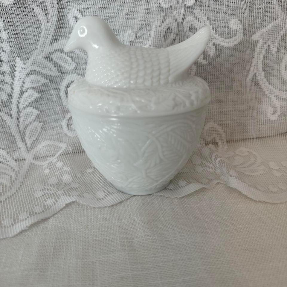 Vintage Avon Milk Glass Bird
