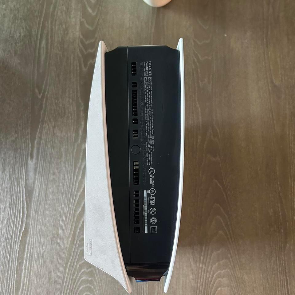 Play Station 5 Slim Disc 6