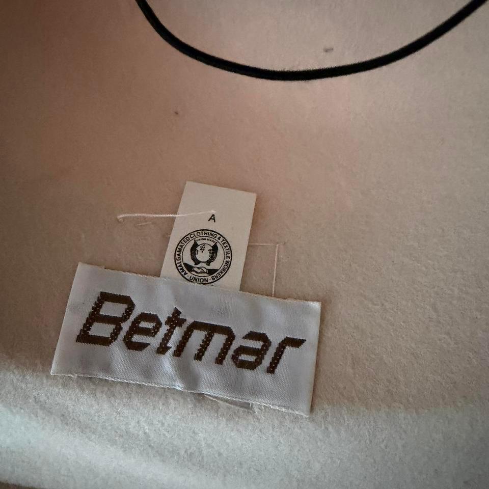 White Betmar Hat With Veil 3