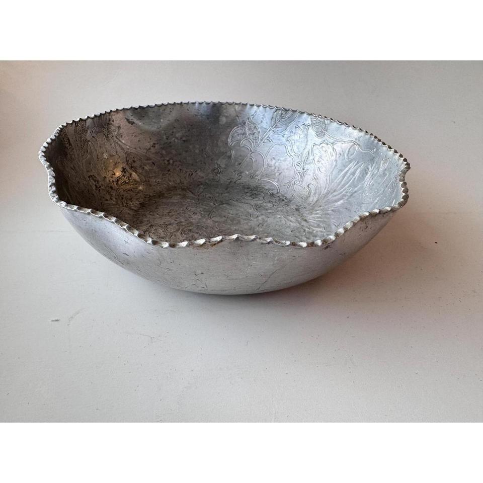 Vintage Etched Aluminum Bowl 08b3 4