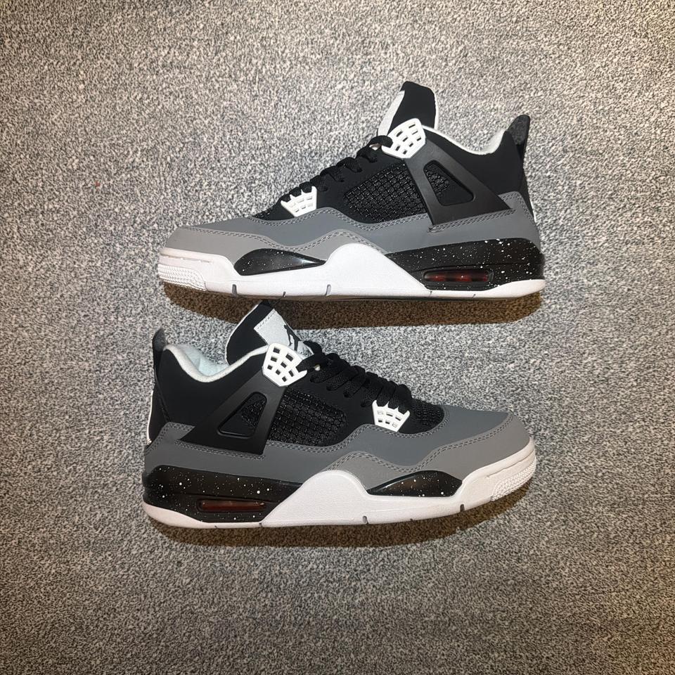 Air Jordan 4 Retro Fear