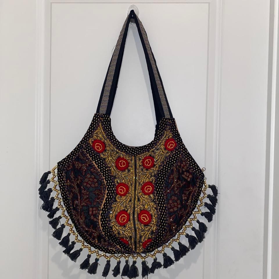 Black Red Beaded Boho 315e