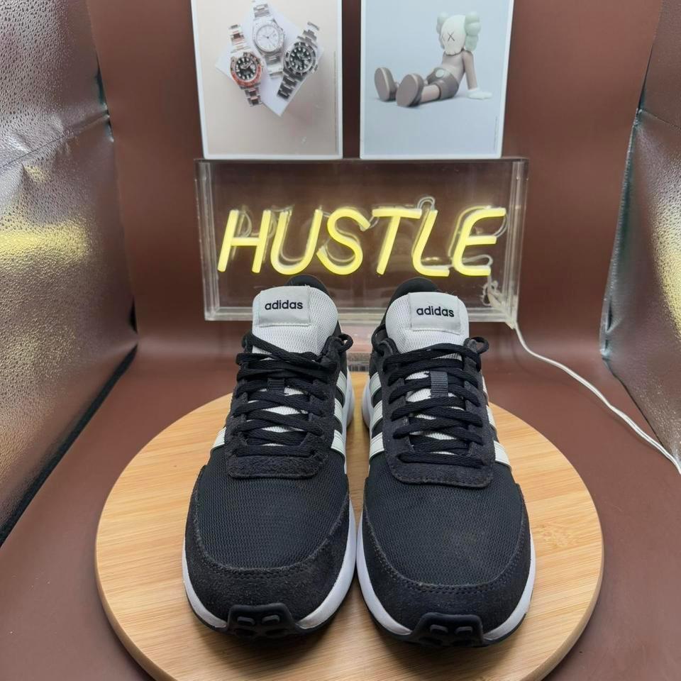 Adidas Run 70s Black Off 3