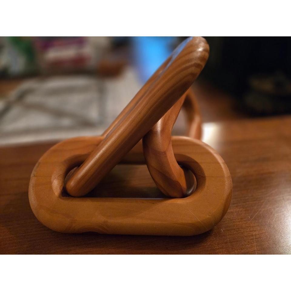 Hand Carved 3 Link Natural Wood 44d6