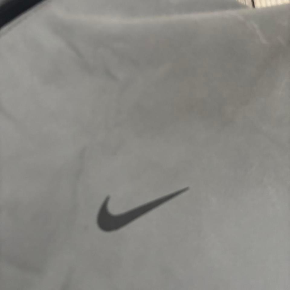 Nike Grey Puffer Jacket Size 7157 4