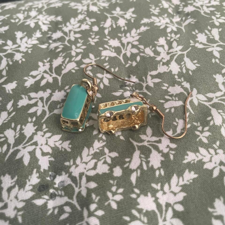 Teal Volkswagen Van Earrings A57b