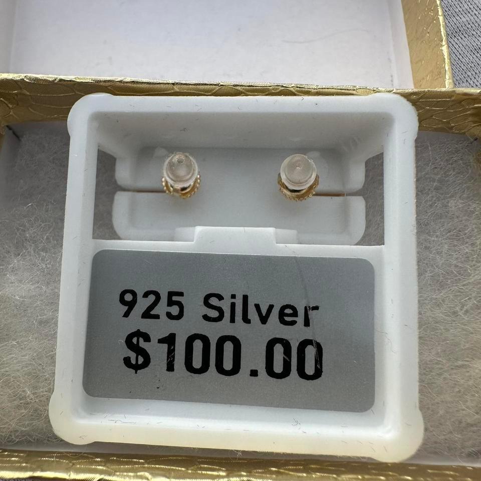 Brand New In The Box Be96 4