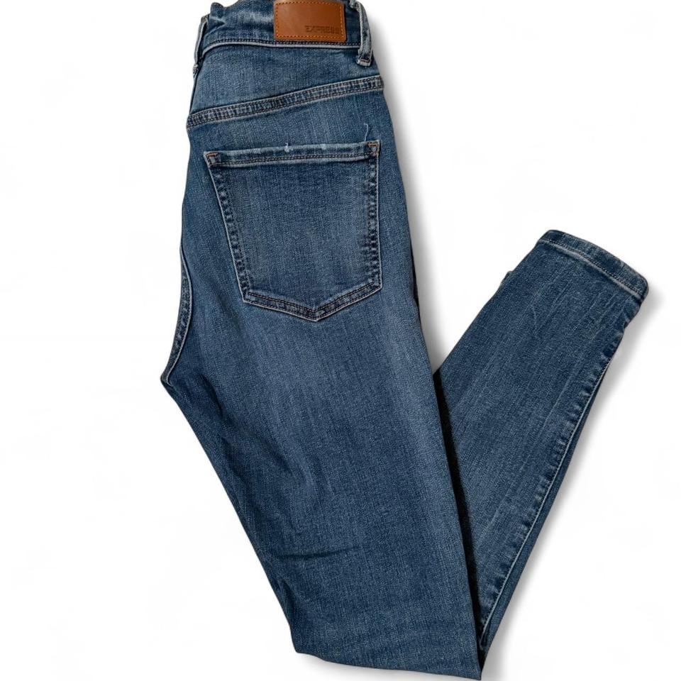 Medium Wash High Rise Distressed 74c8 3