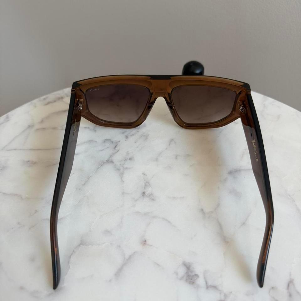 Dezi Backtrack Sunglasses In Honey 1a41 5