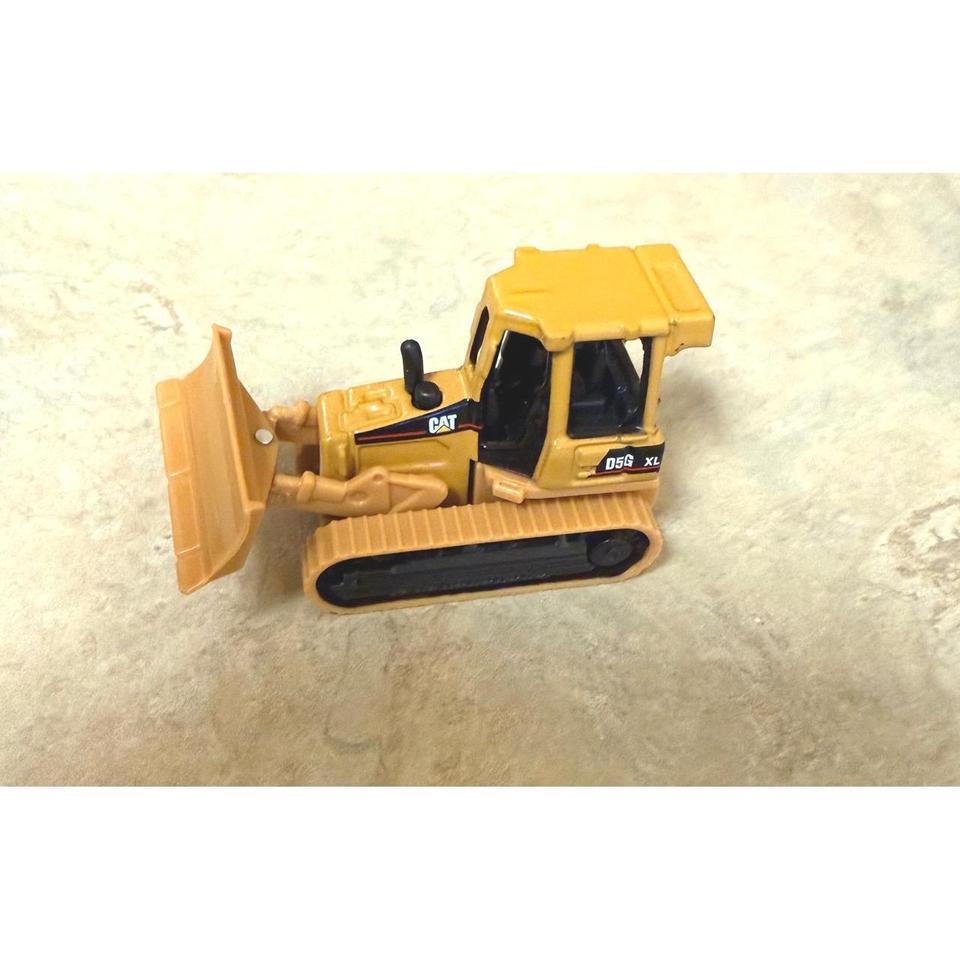 Cat D5g Xl Bulldozer Toy F8aa