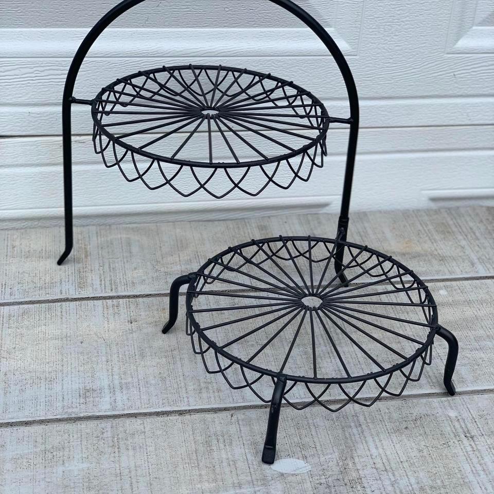 Black Metal 2 Tier Display Rack E1ab 5