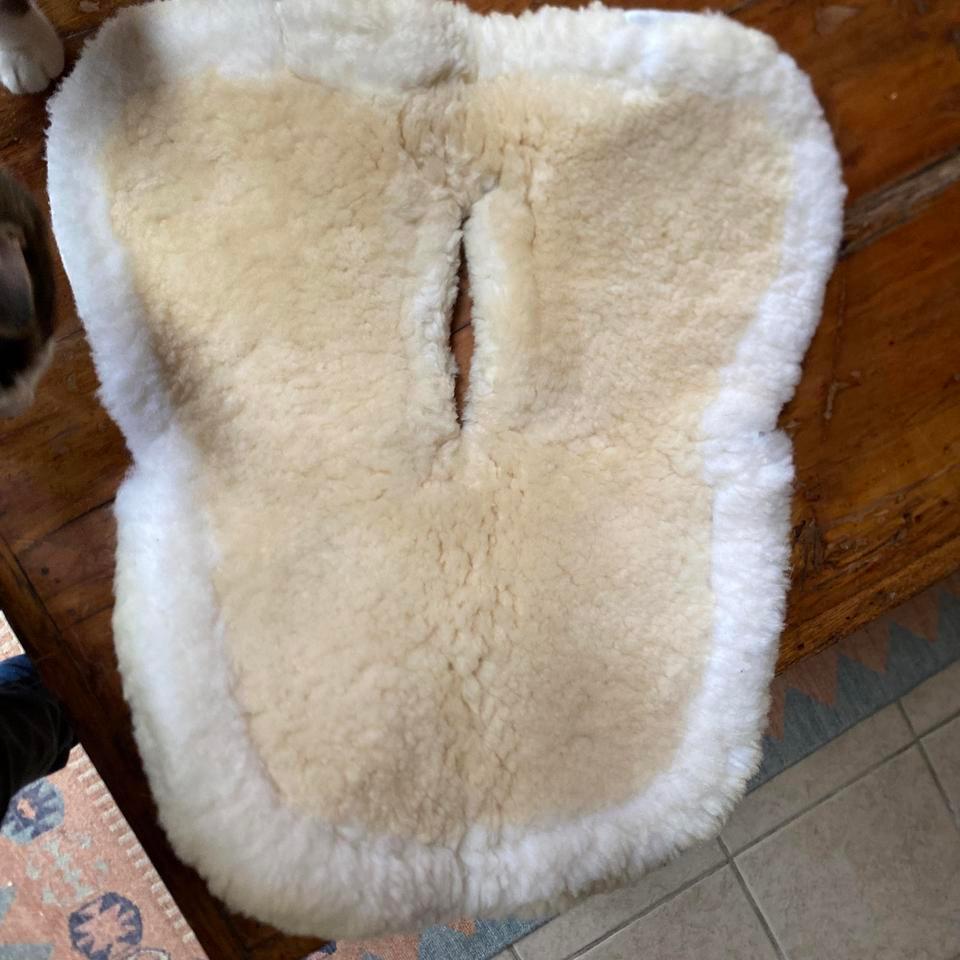 Ovation White Sheepskin Half Pad 9c2a 2