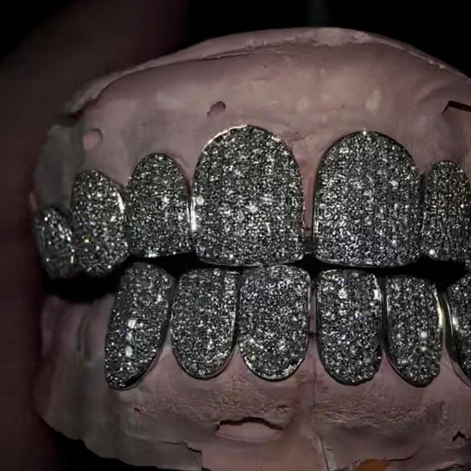Custom Moissanite Grills Vvs1 A097 5