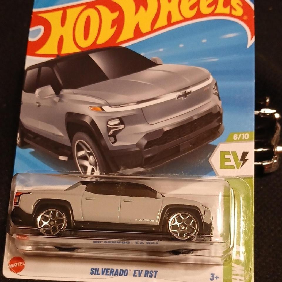 Hot Wheels Die Cast Model Of 05b1