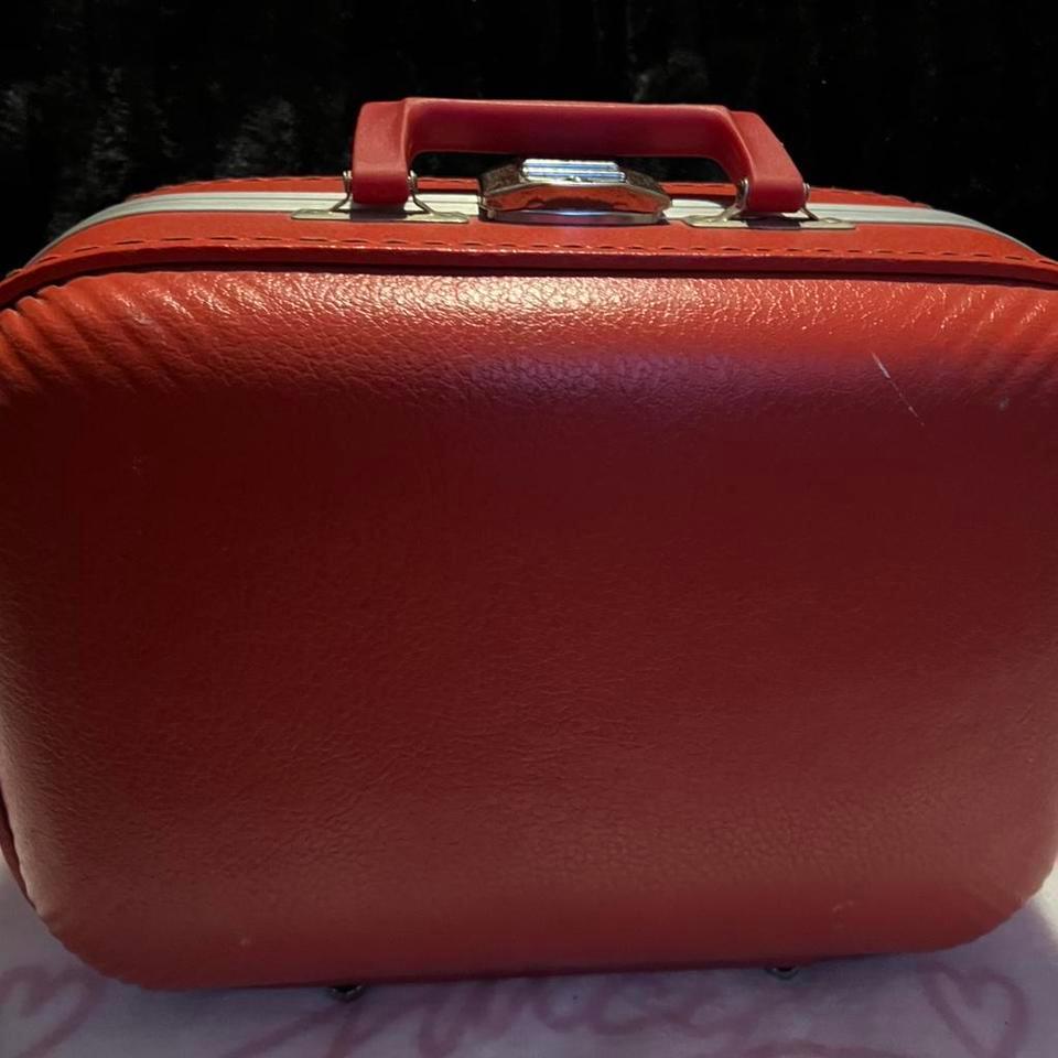 Red Vintage Suitcase With Going D816 4