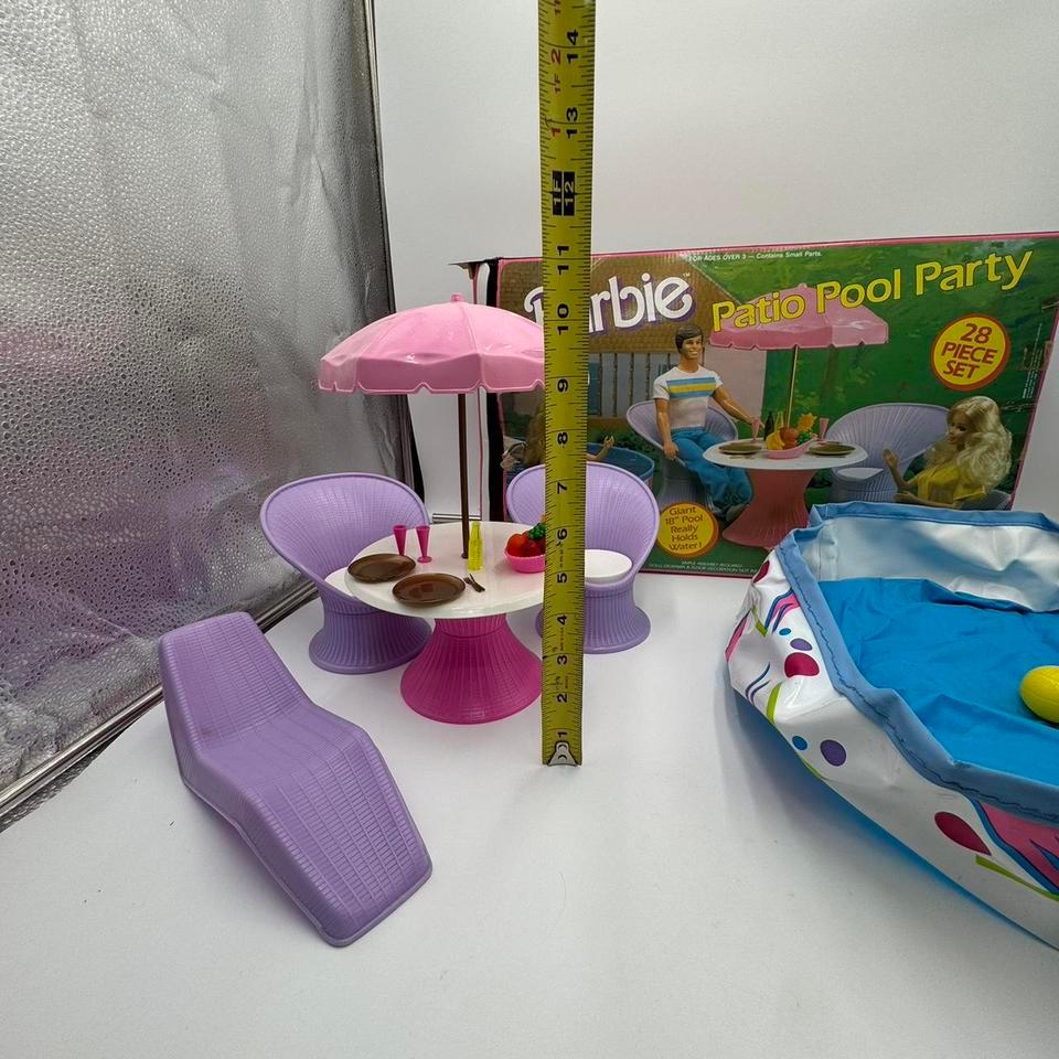Vintage Barbie Patio Pool Party 8d82 6