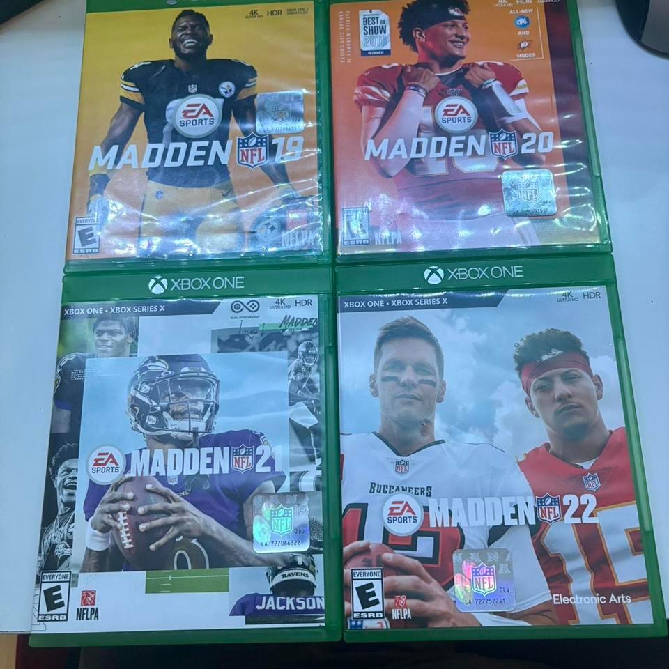 Bundle Of 8 Xbox Games 2