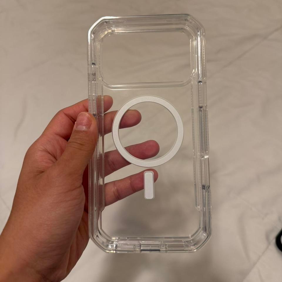 Iphone 17 Pro Max Clear Bb3e 4