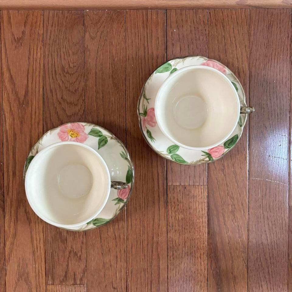 Vintage Eartherware Floral Teacup And 6e78 2
