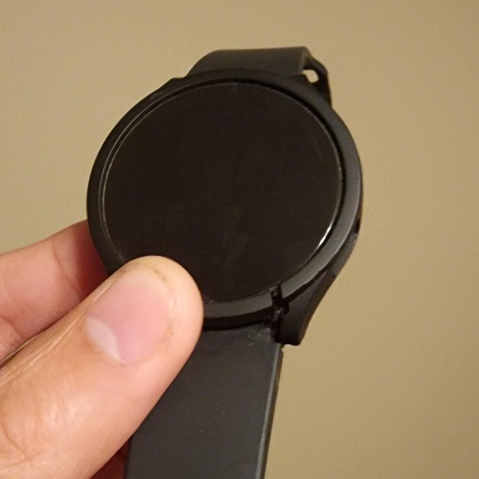 Galaxy Smart Watch Charger Included 3
