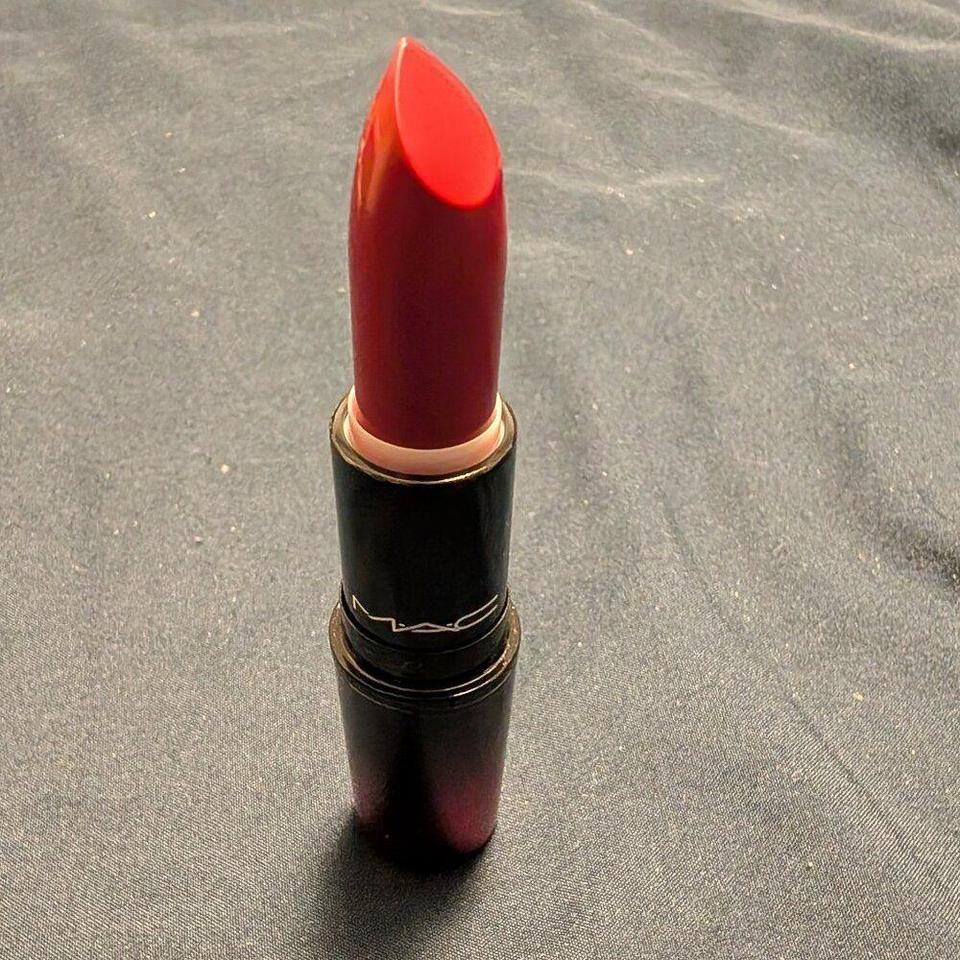Red Bullet Lipstick Brand New 5f66 3