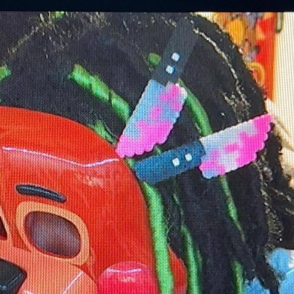 2 Pc Bloody Knife Hairclips 00b9 3