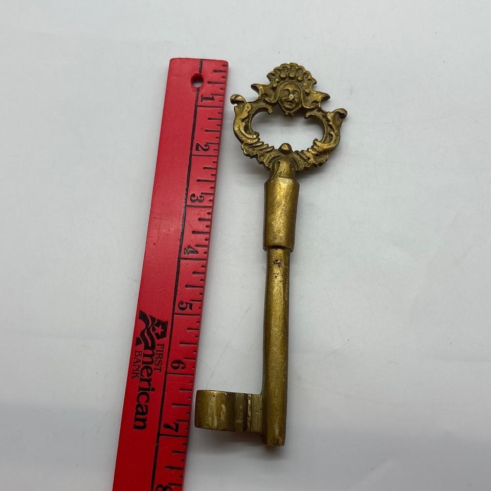 Vintage Large Brass Skeleton Key B45b 4