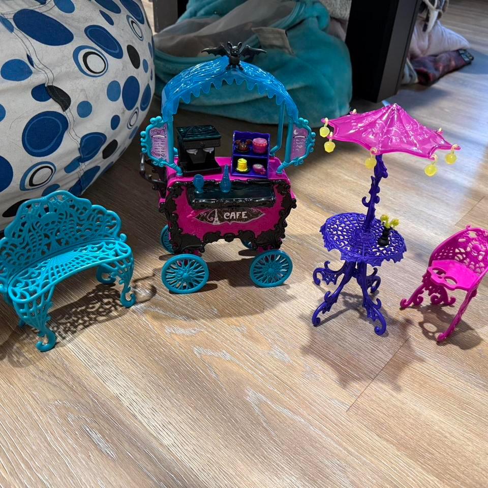 Monster High Scaris Cafe Set