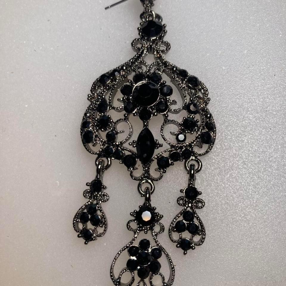 121 Black And Silver Tone C099 2