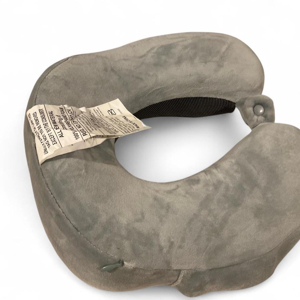 Grey Neck Pillow With Eye Bfa6 4