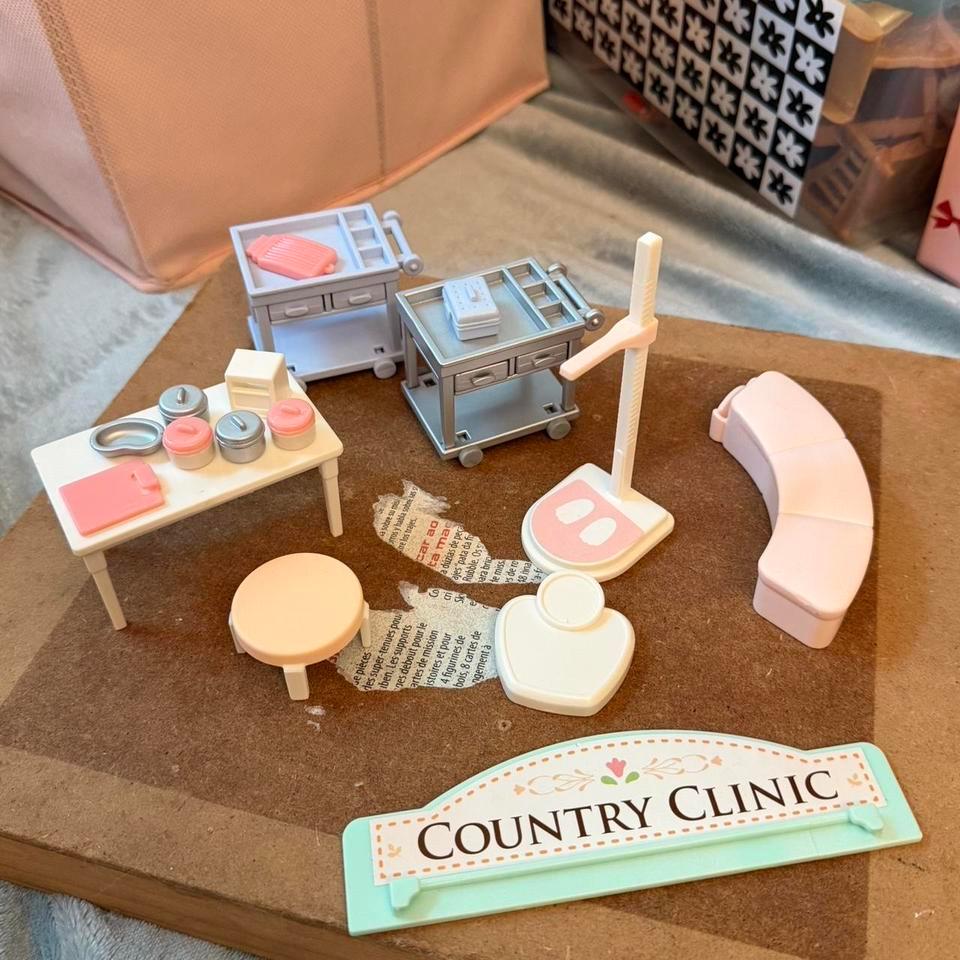 Country Clinic Doctor Hospital Extras 5a5a